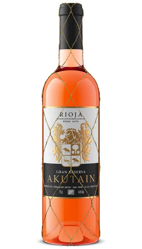 Wine bottle product shot by Outshinery