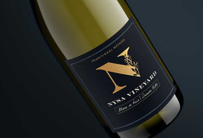 Wine bottle beauty shot by Outshinery