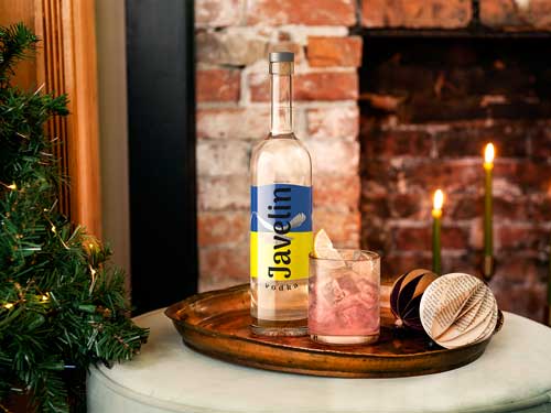 Spirits bottle negroni by Outshinery