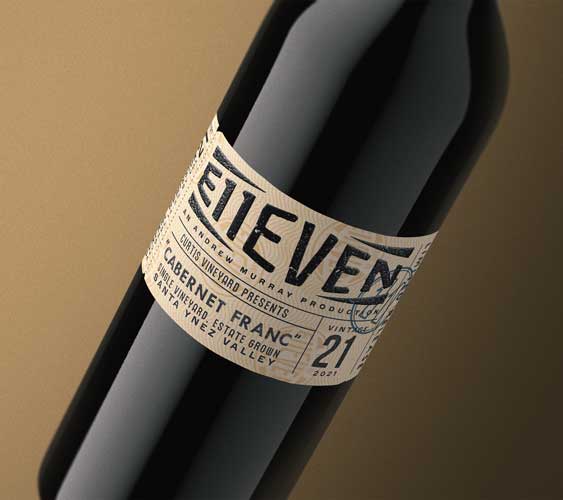 Wine bottle beauty shot by Outshinery