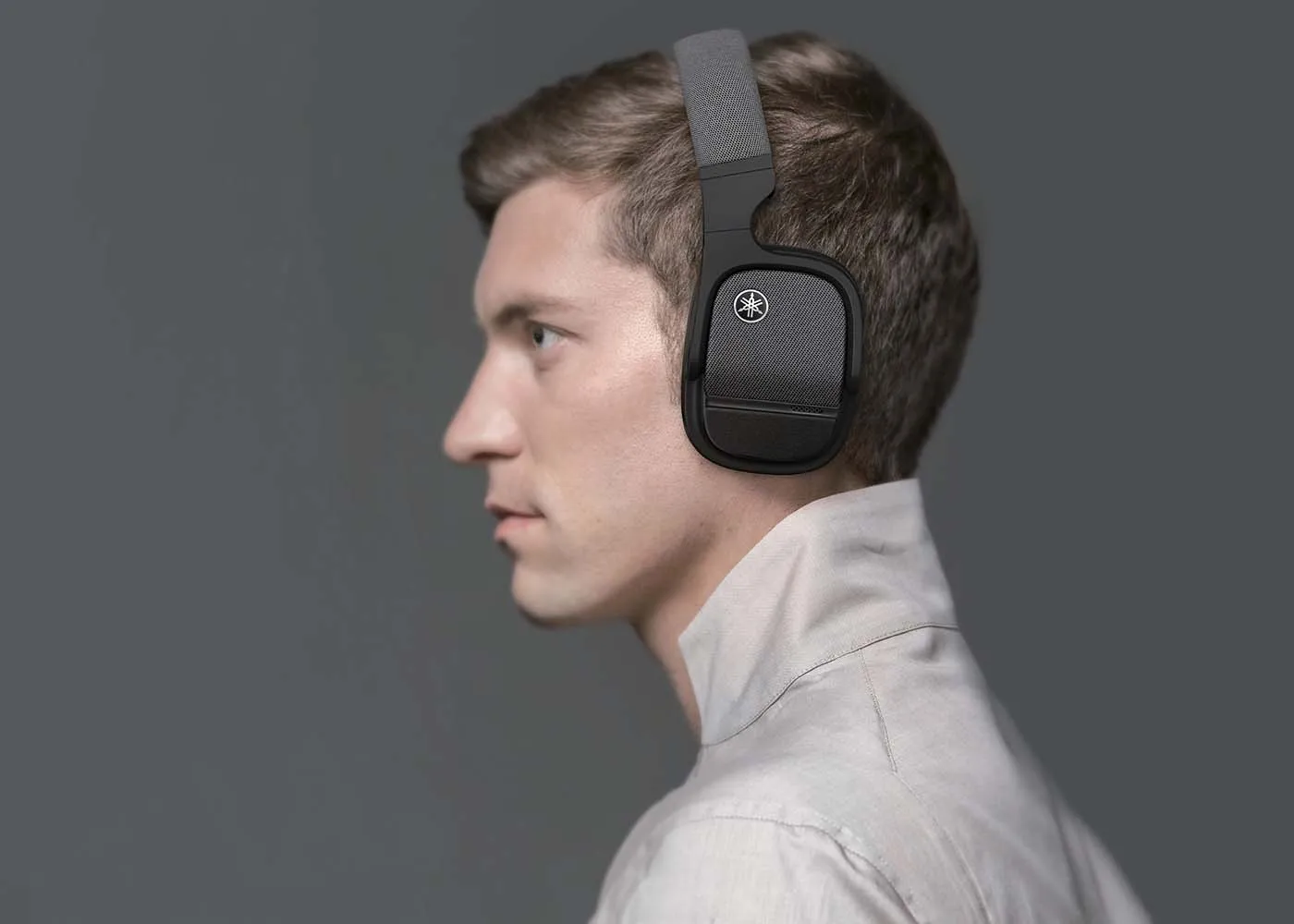 Headphones: Over-ear