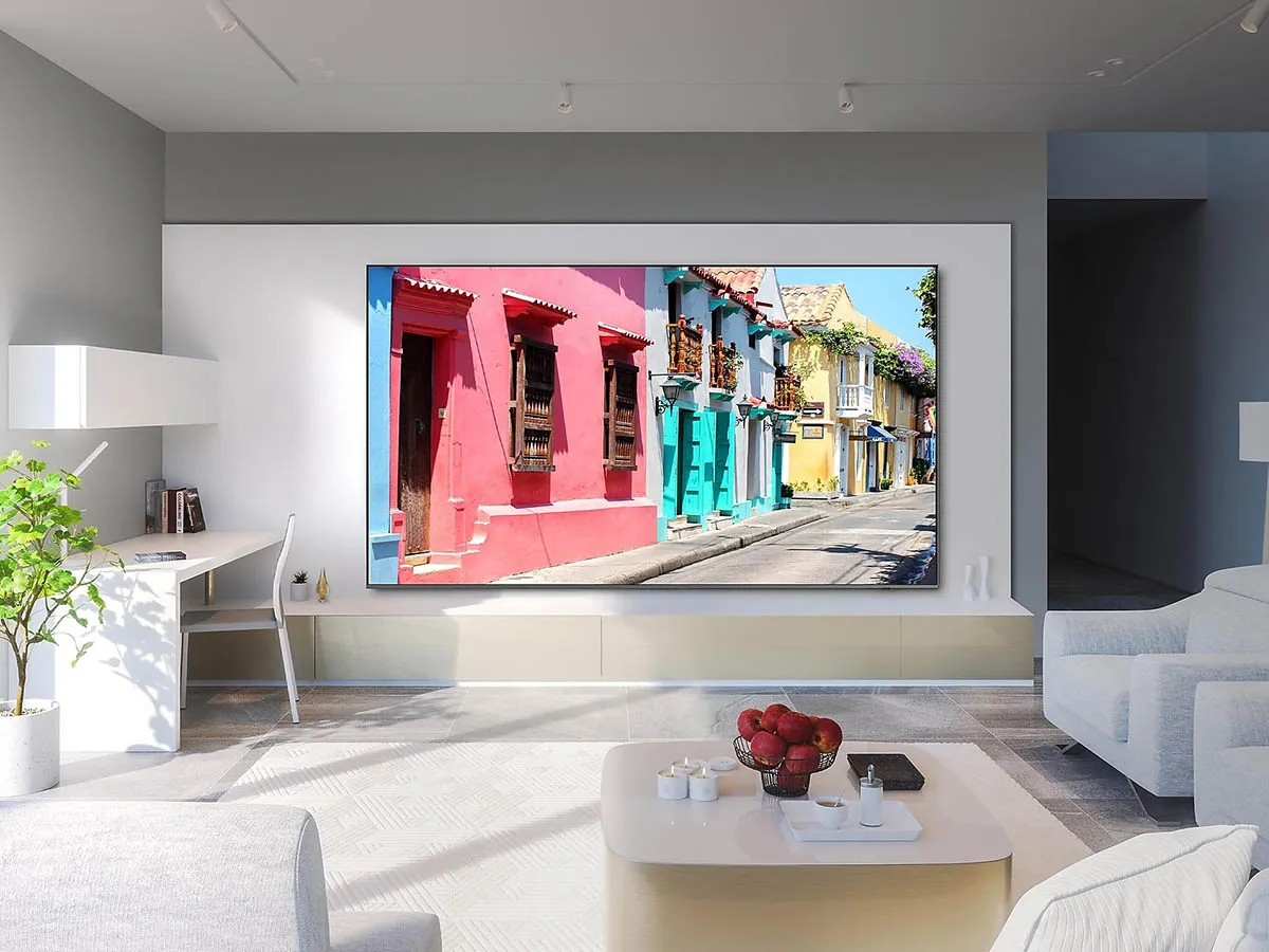 Samsung 98Q90S super screen
