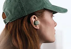 Bowers & Wilkins Pi6 earphones