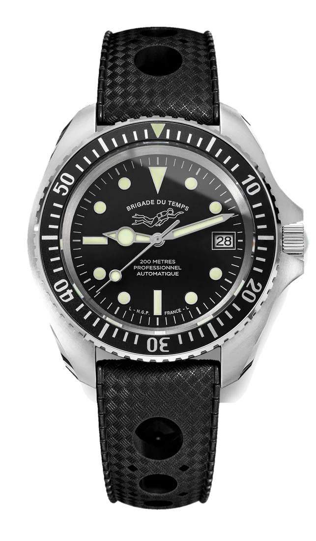 Diver 200 Automatic, lunette noire, bracelet caoutchouc Tropic noir