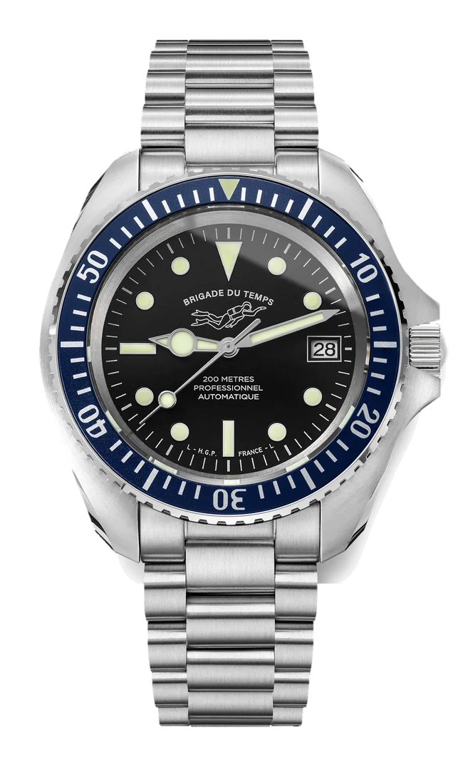 Diver 200 Automatic, lunette bleue, bracelet acier 3 maillons