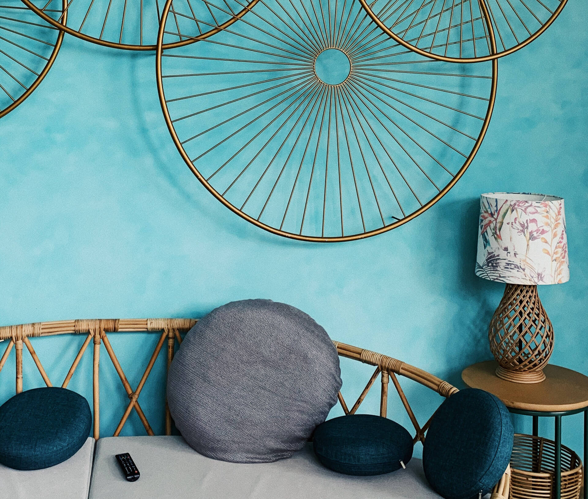 Learn about modern architecture and the principles behind it