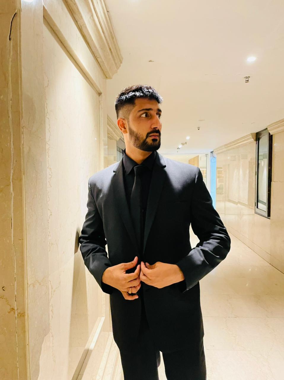 Anish Sharma - Faculty at Twenty Thousand Nerds