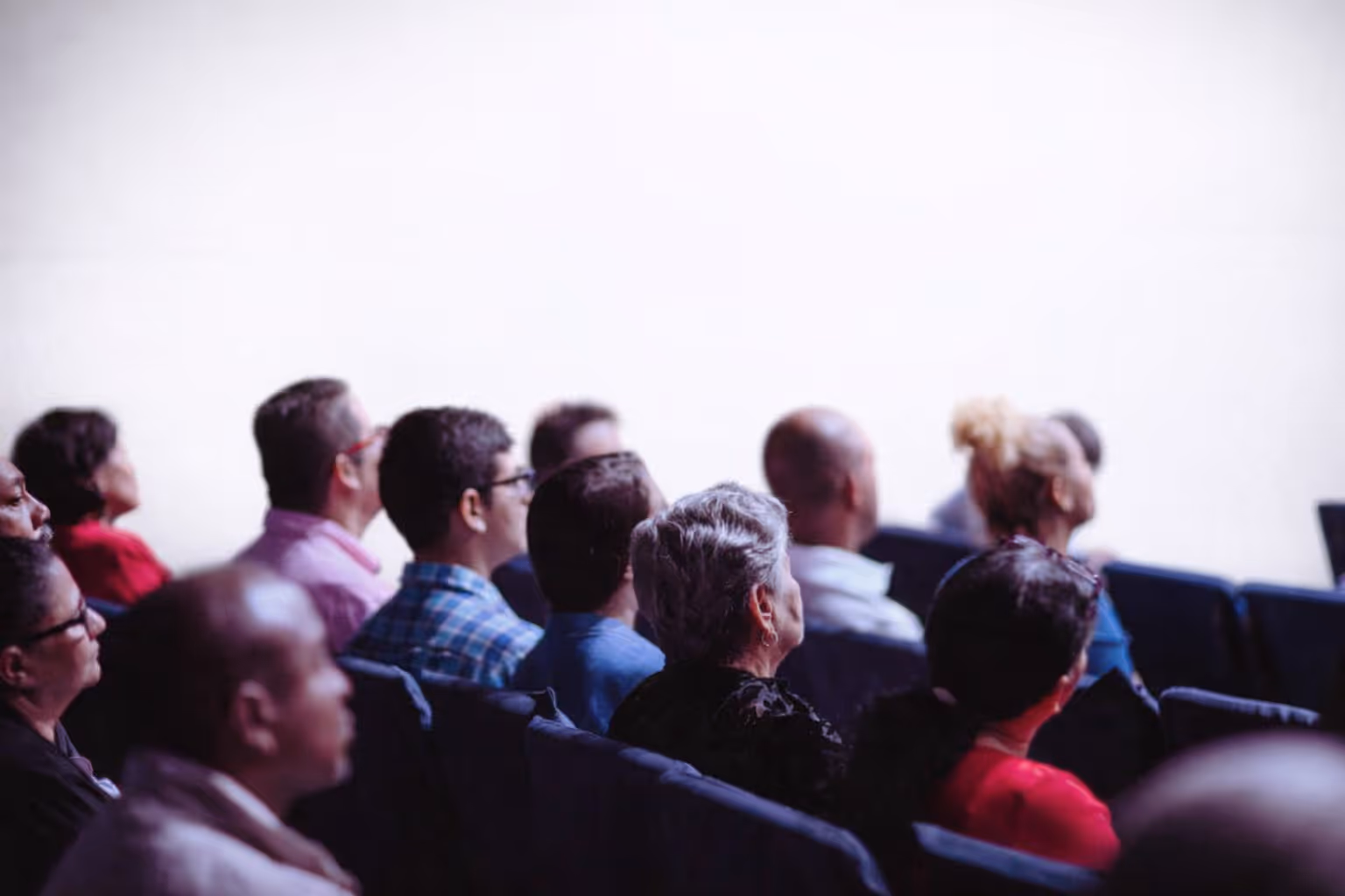 Levac Person in front of a computer