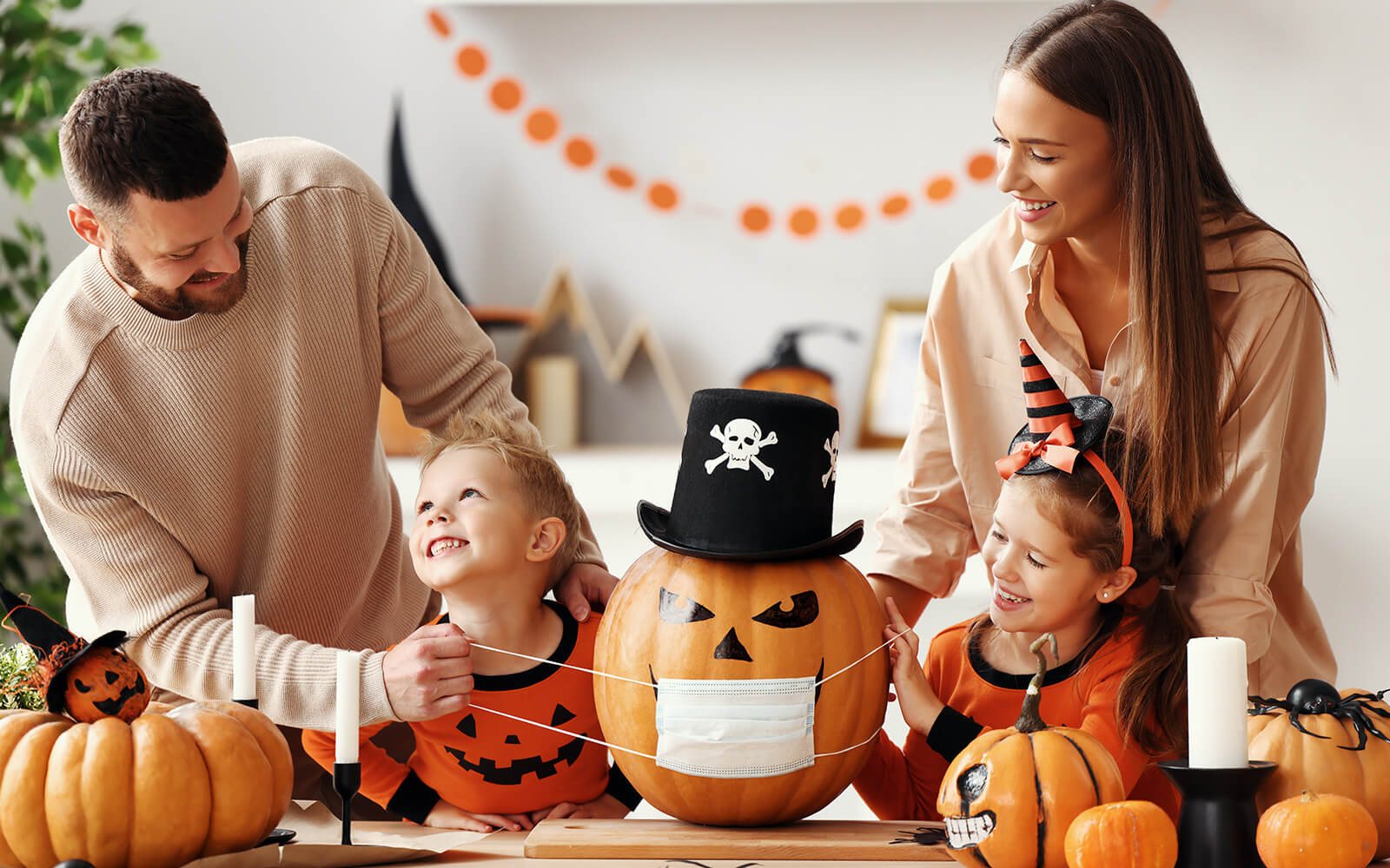 Safe Ways to Celebrate Halloween During COVID-19