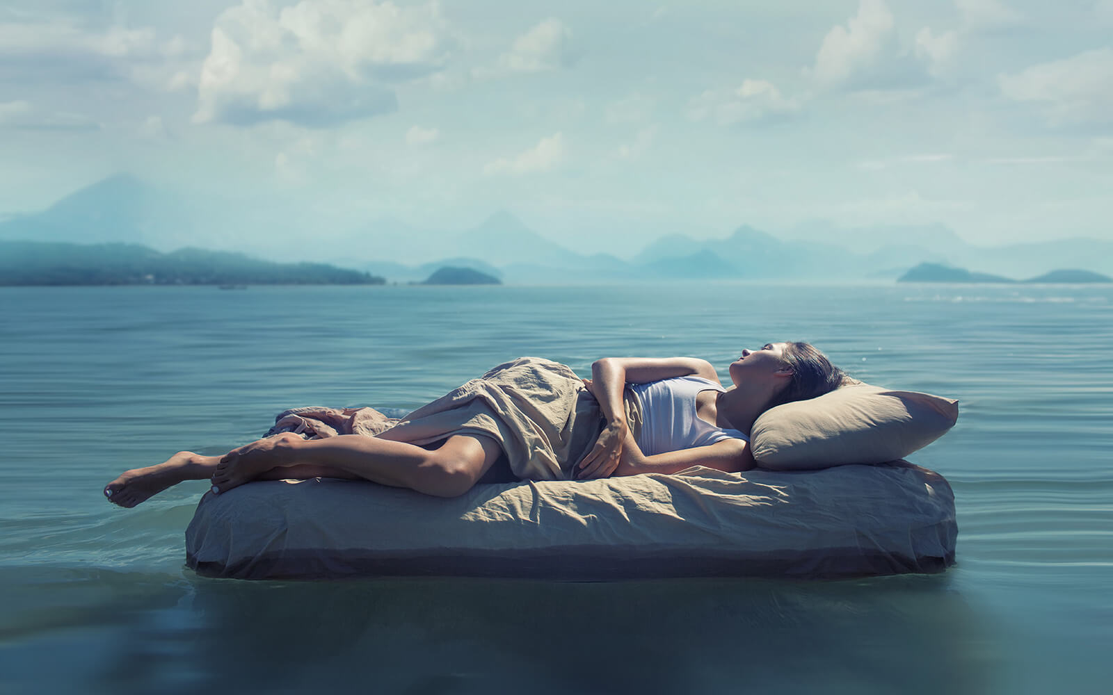 When Sleep Meets Stress