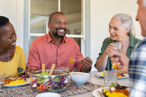Eating well and relaxing with friends can help reduce stress for a mental reset!