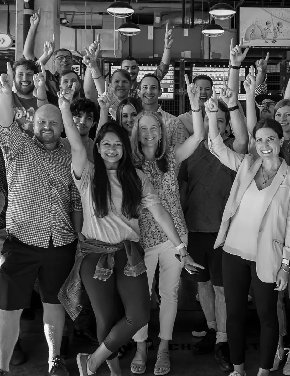 Group photo of Seamless.AI employees.