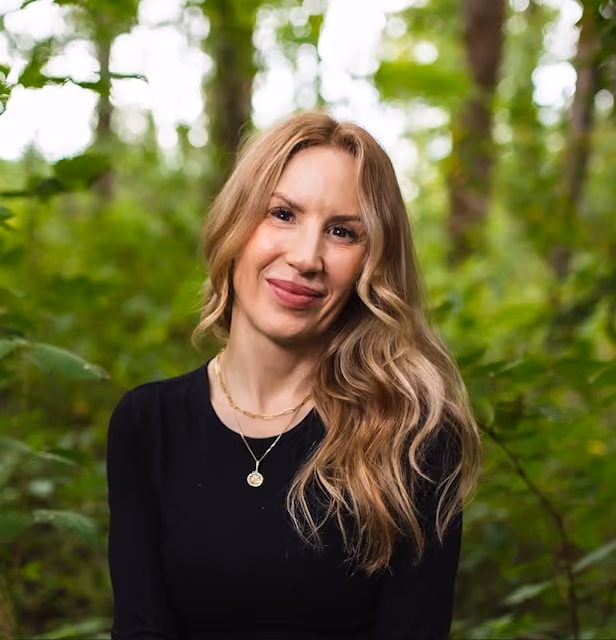 Claire Weiss, MA, RCC-ACS Cand.