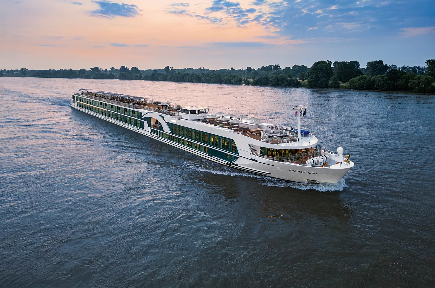 Magic of Advent on the Danube: Christmas Market River Cruise