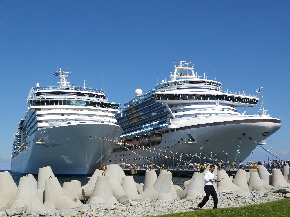 Top Luxury Cruise Lines Offering All Inclusive Packages