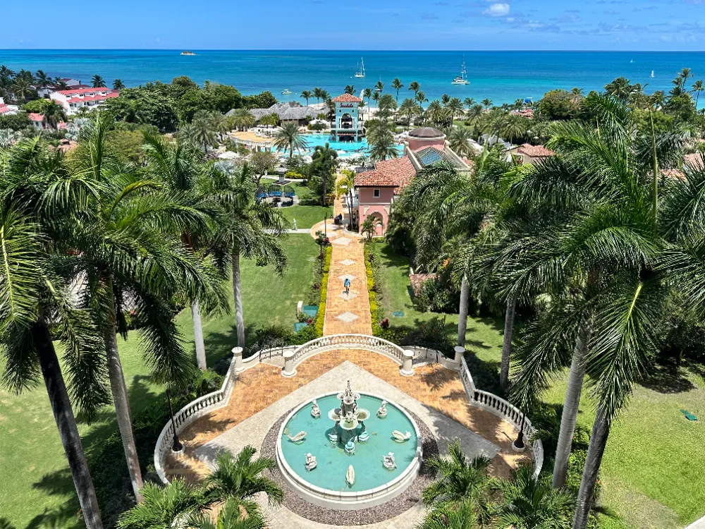 How to find luxury travel deals and discounts without compromising quality