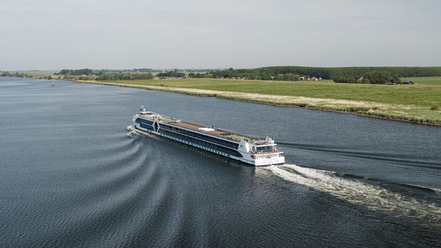 Spring in the Netherlands: Amsterdam & the Tulips River Cruise
