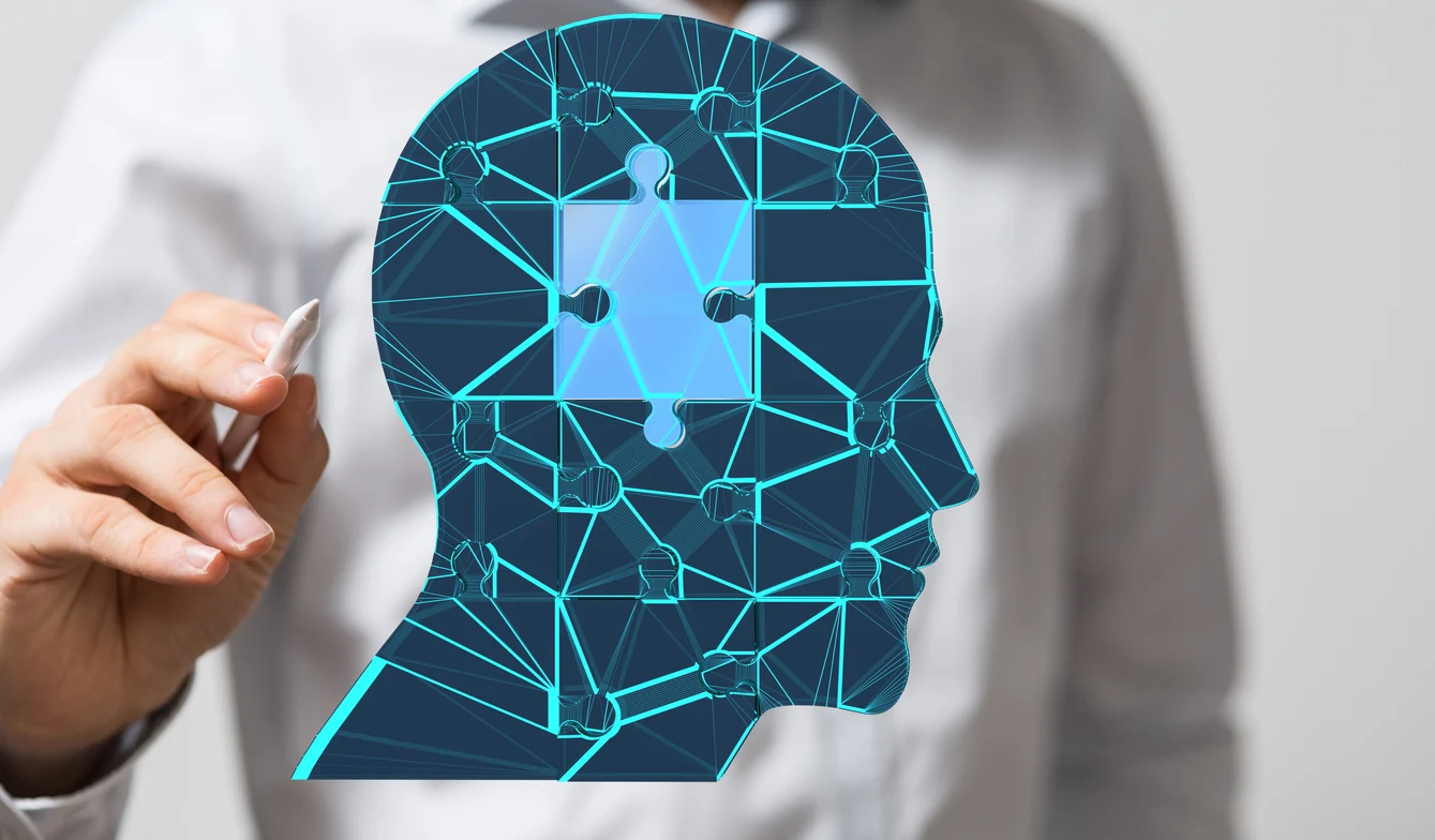 Psydesigner : rôle, études et salaire de ce psy de l'IA