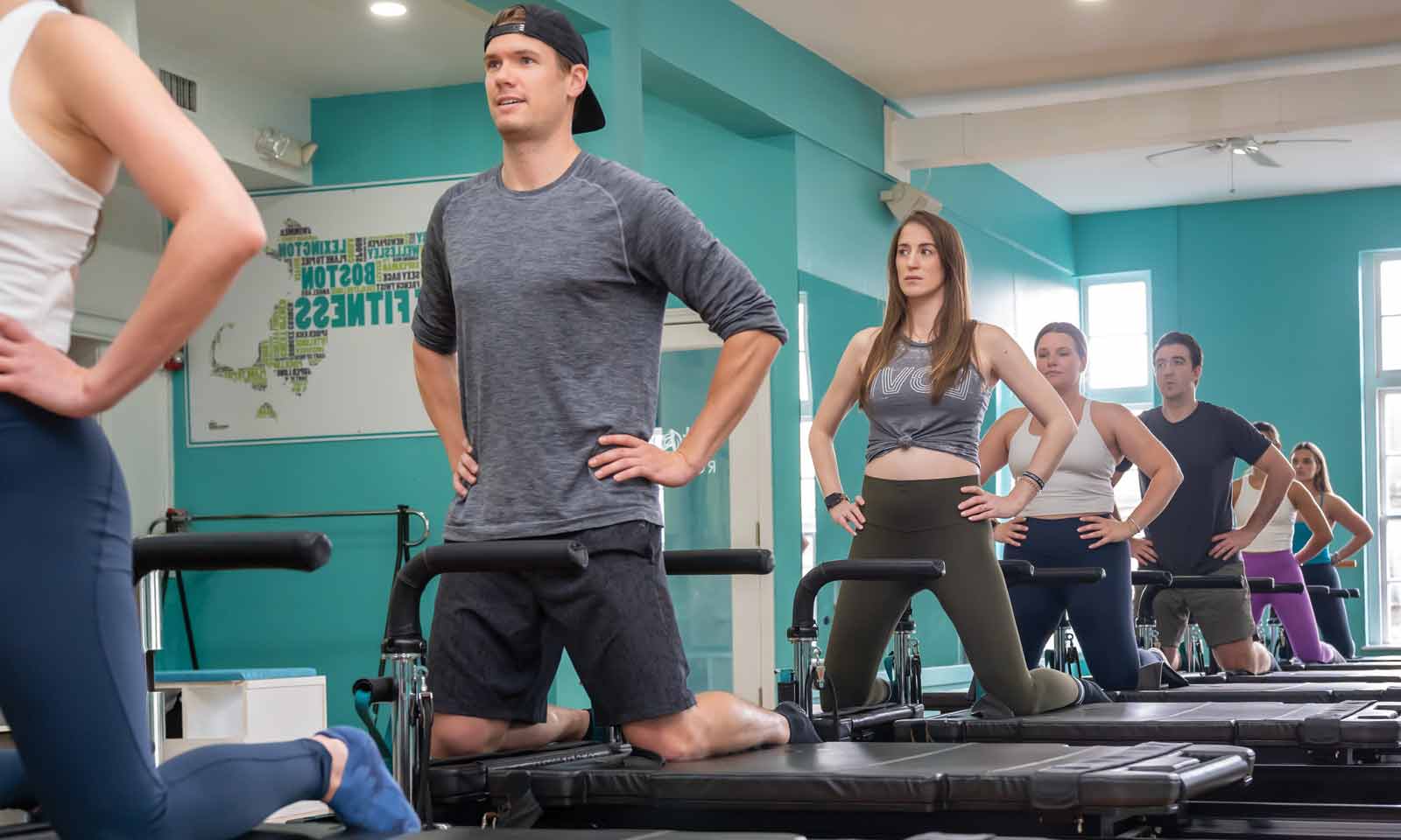 btone-FITNESS-back-bay-reformer-fitness-pilates-remixed
