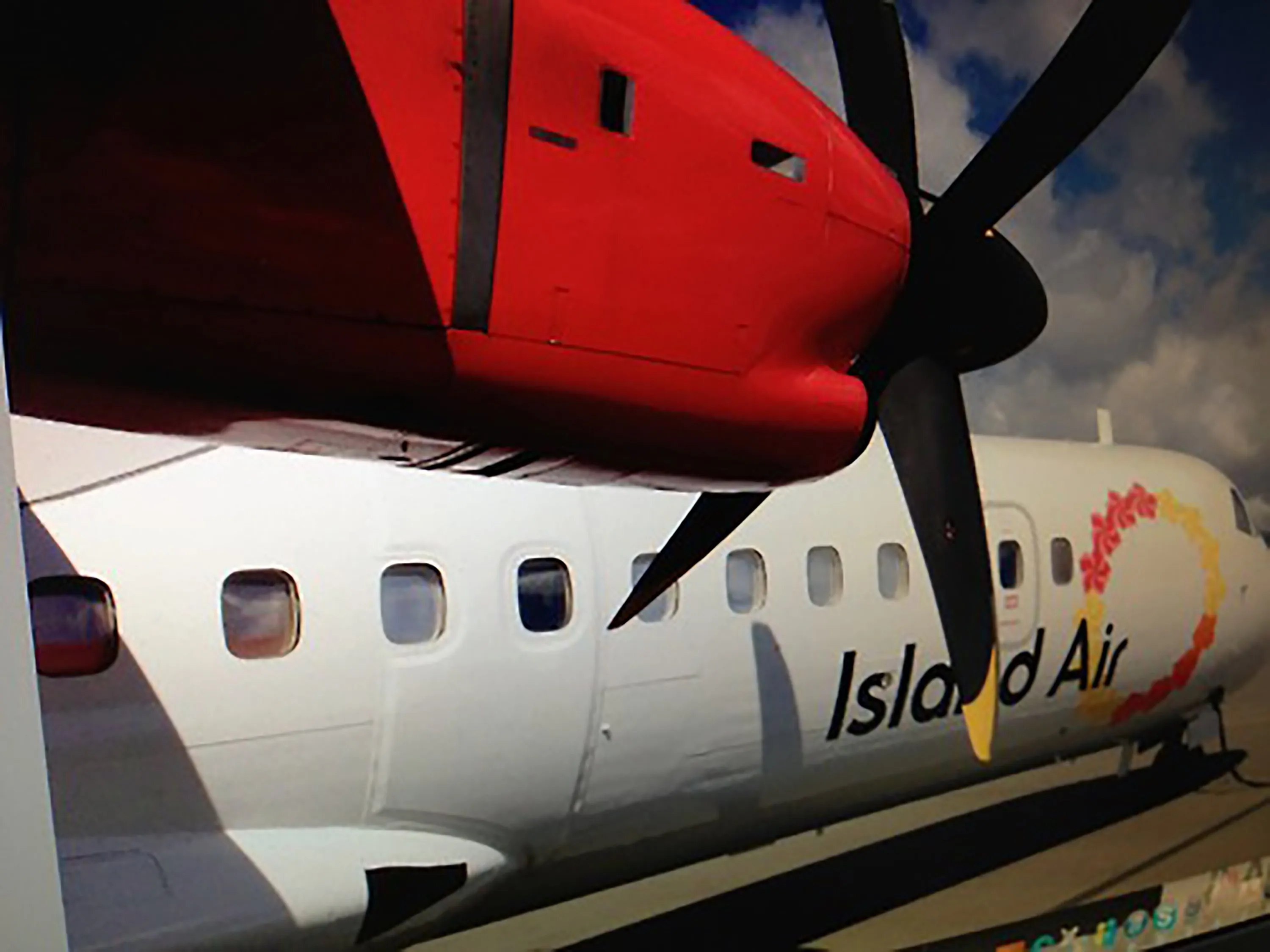 Island Air aircraft livery image of the logo  design by by Edmond Huot