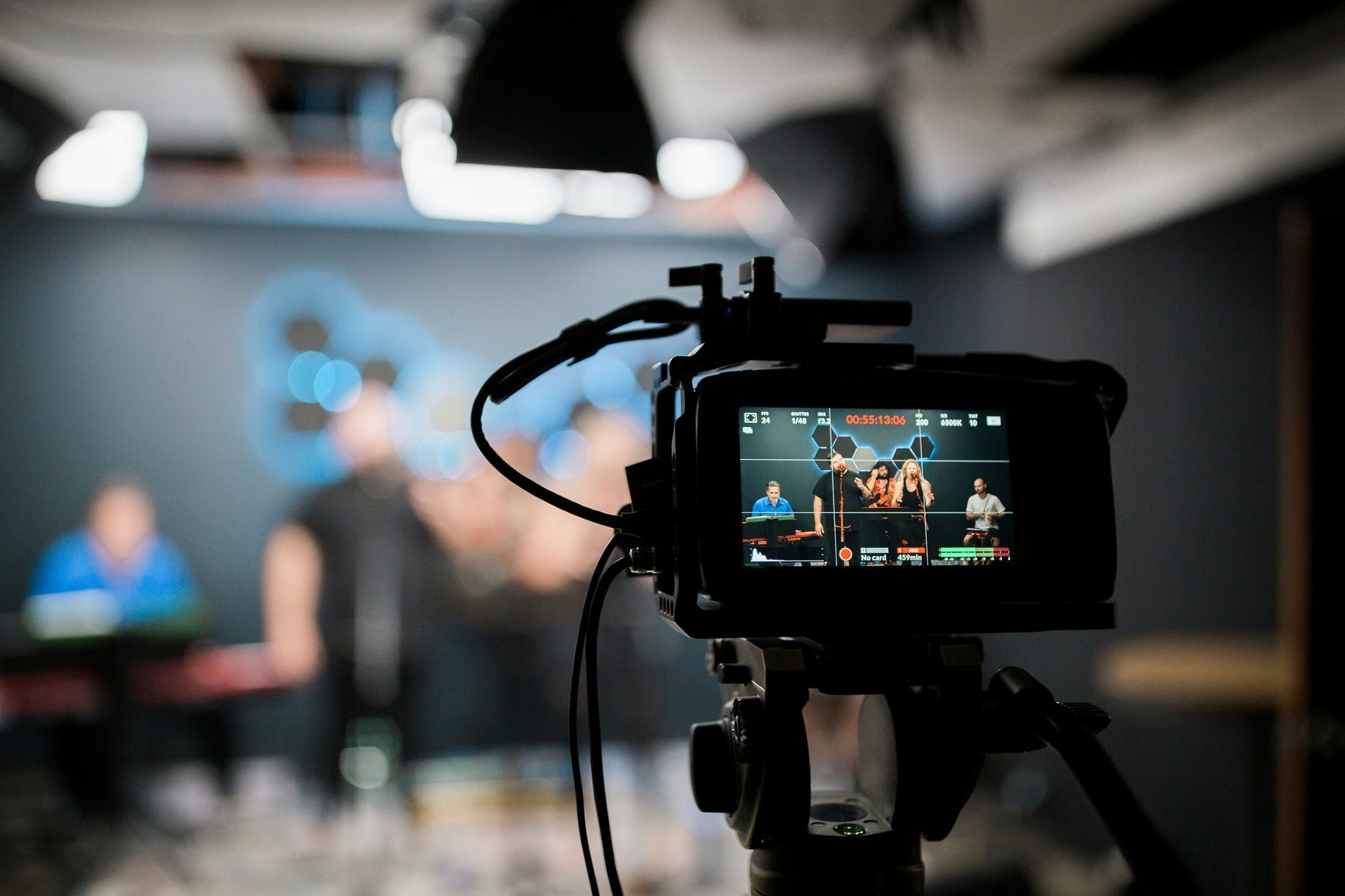 Hybrid Event Livestreaming: How to Run a Smooth Hybrid Event