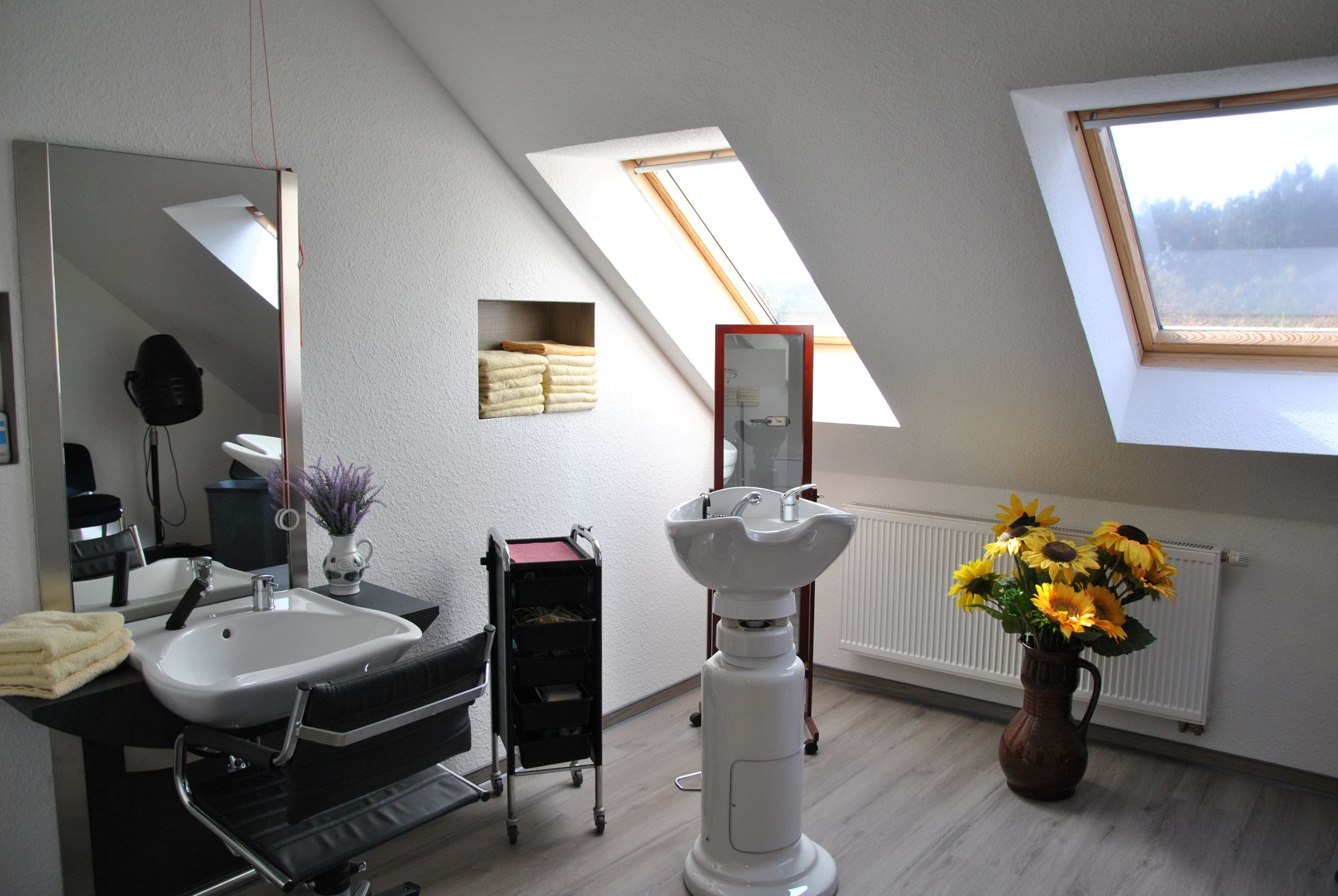 Was lange währt, wird endlich schön: Neuer Friseursalon im Altenpflegeheim Lobetal