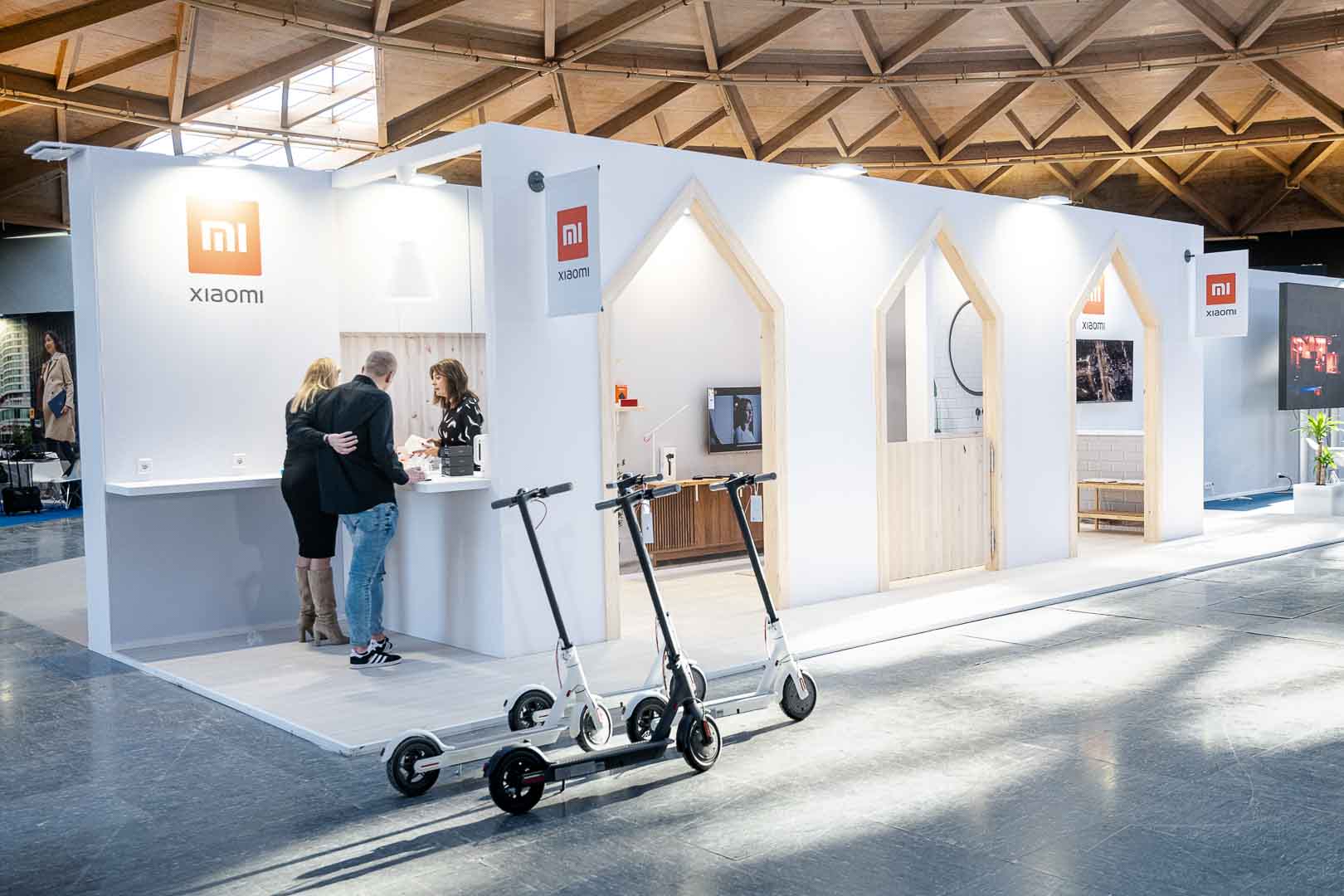 Imagen del stand de Xiami en una feria de Barcelona