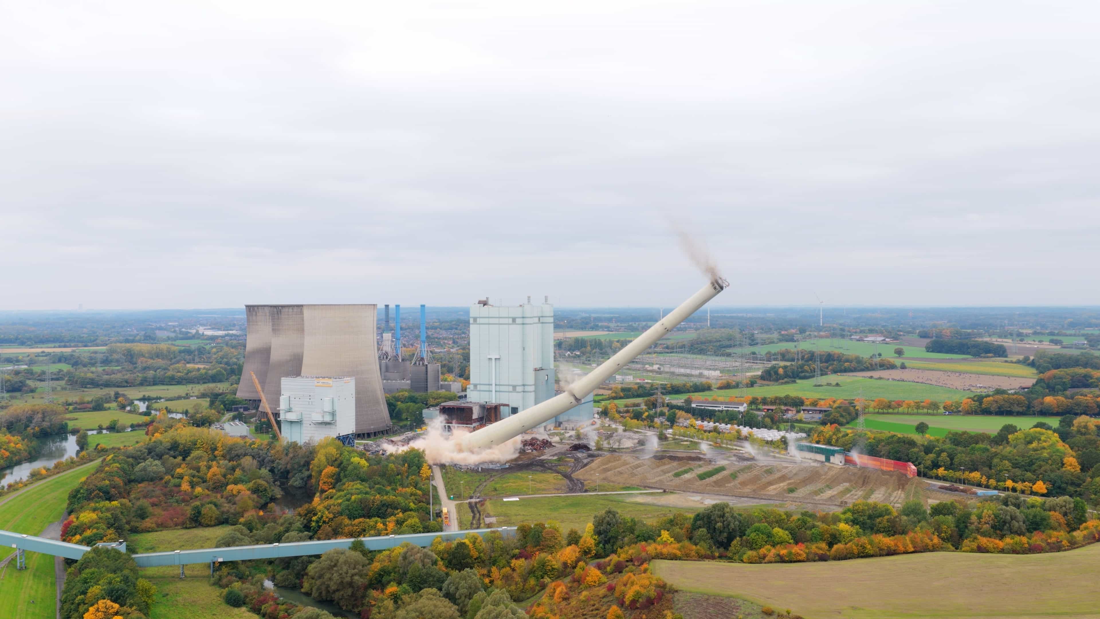 Kamin am Gersteinwerk in Werne gesprengt