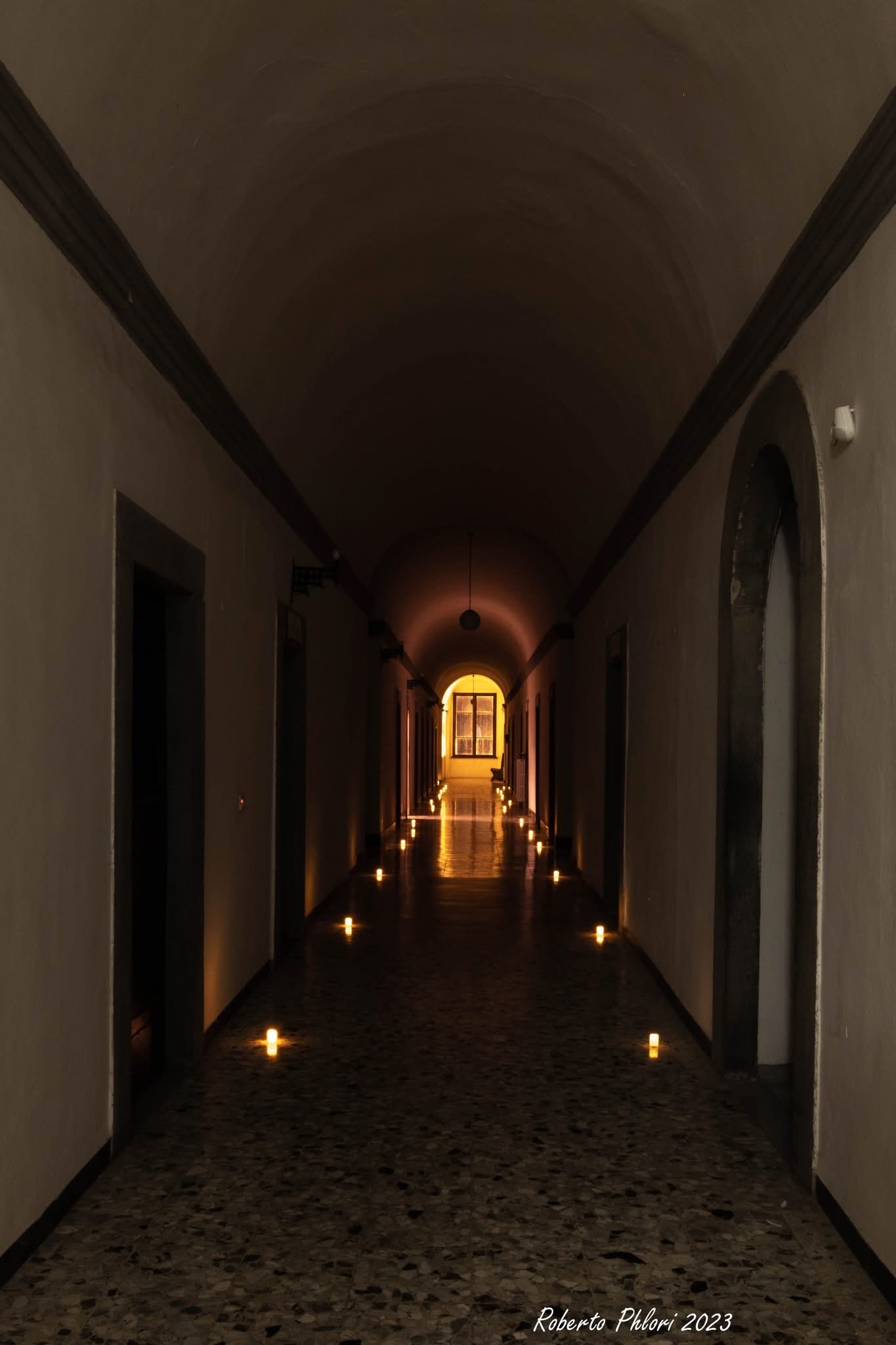 Un'immagine dell'evento Frate Foco. Colleviti a lume i candela