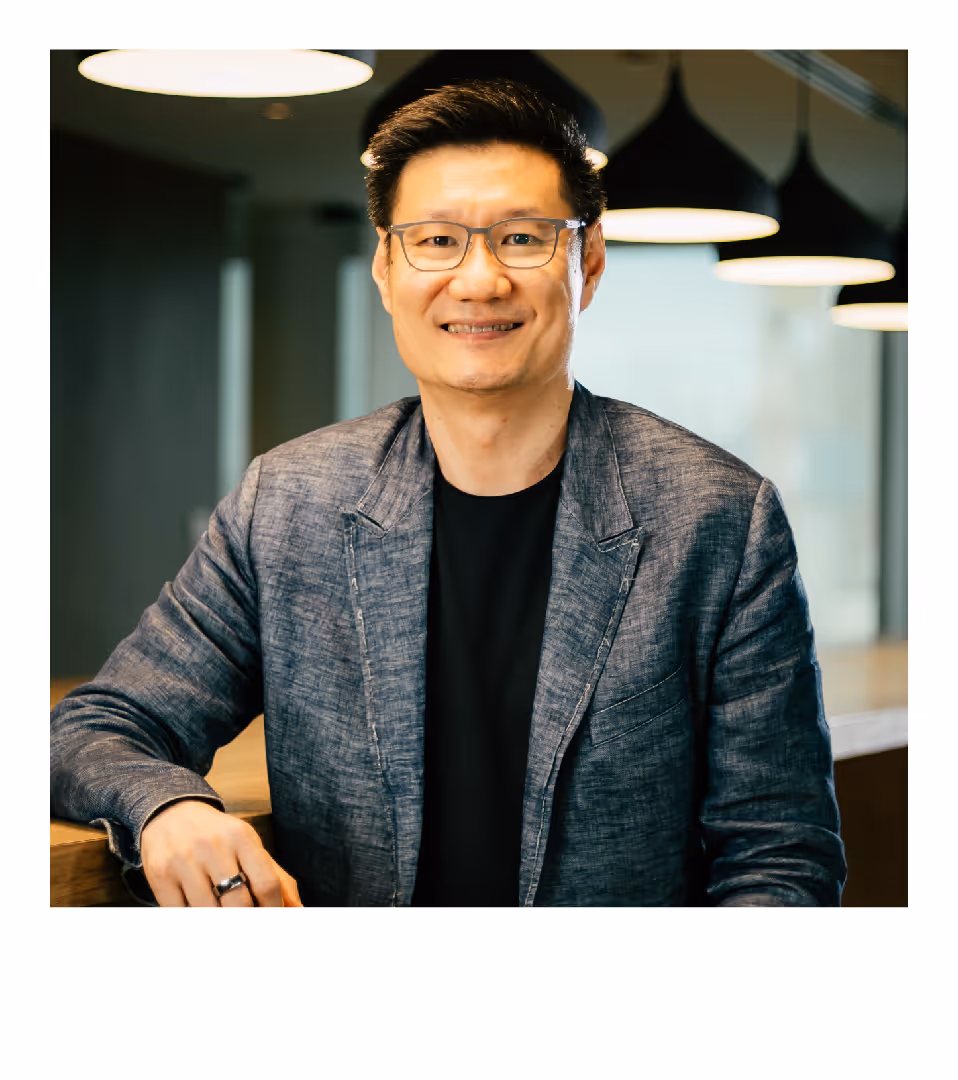 คุณศิริวัฒน์ วงศ์จารุกร