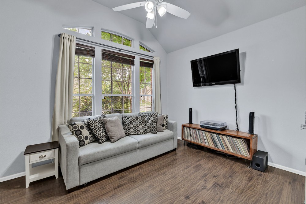 Coyote Hill room