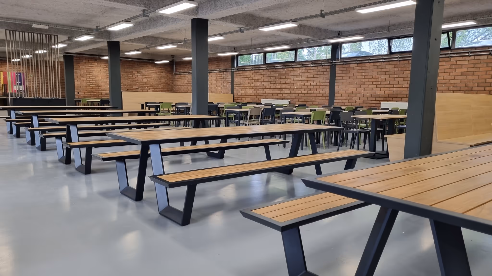Green Lagoon - aménagement mobilier cantine scolaire