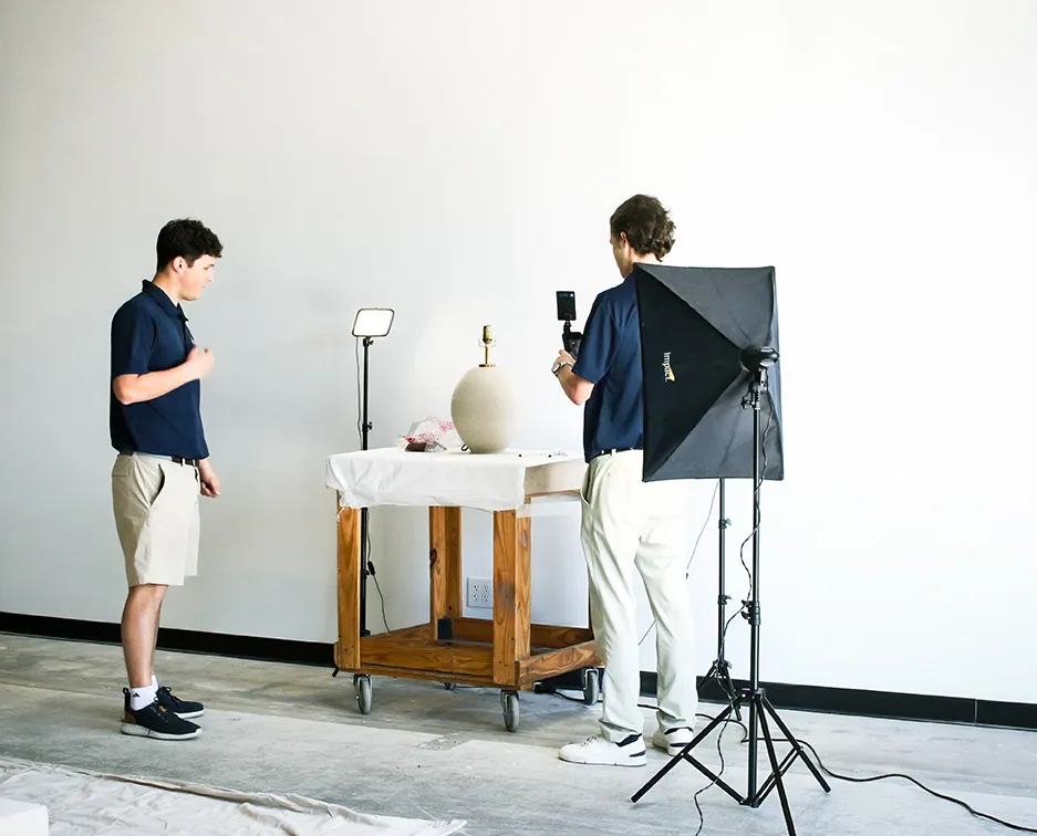 Icon Storage and Logistics