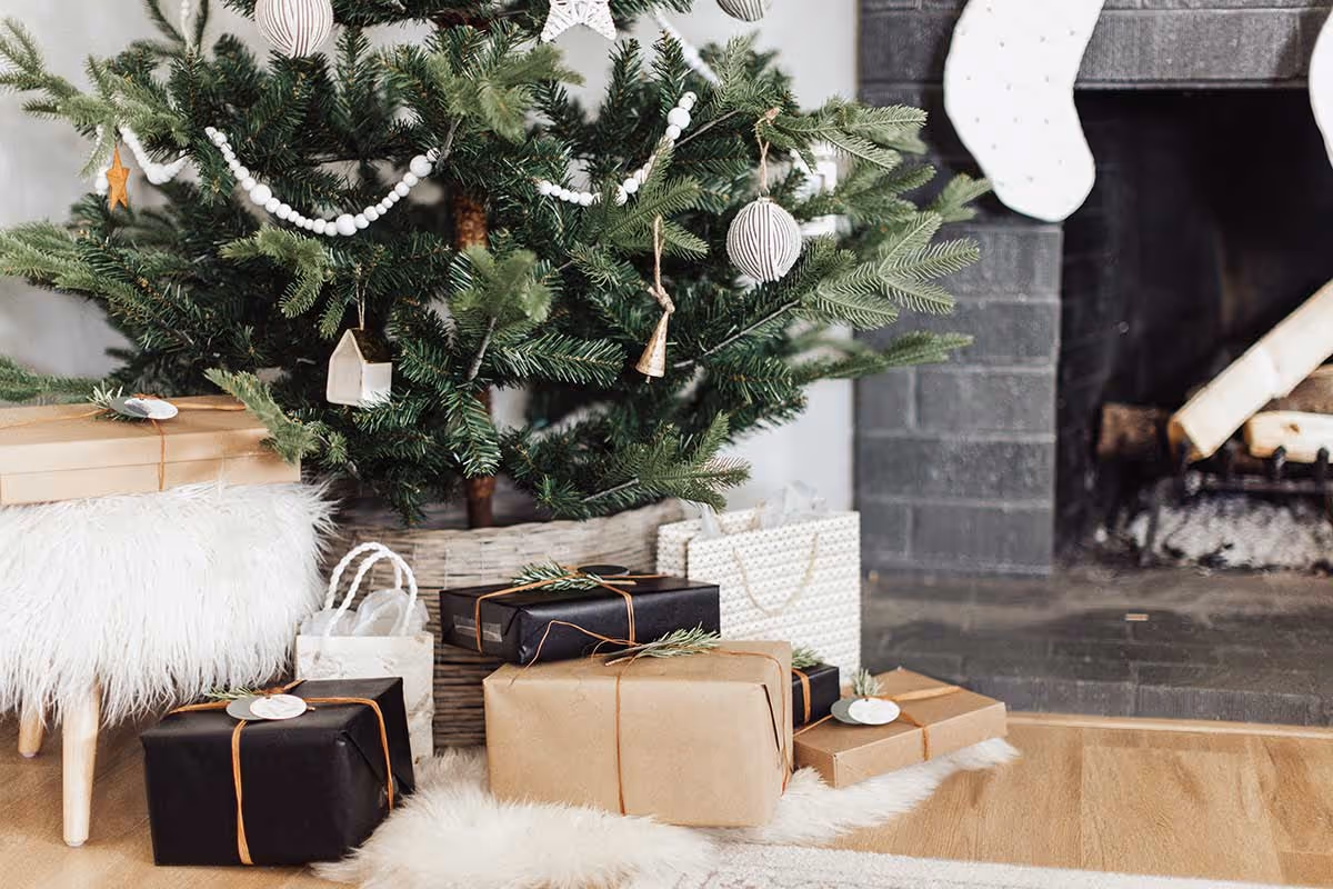 Holiday Marketing for Small Businesses: Boost Your Sales and Stand Out