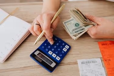 Calculating money and cost