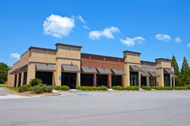 Retail center
