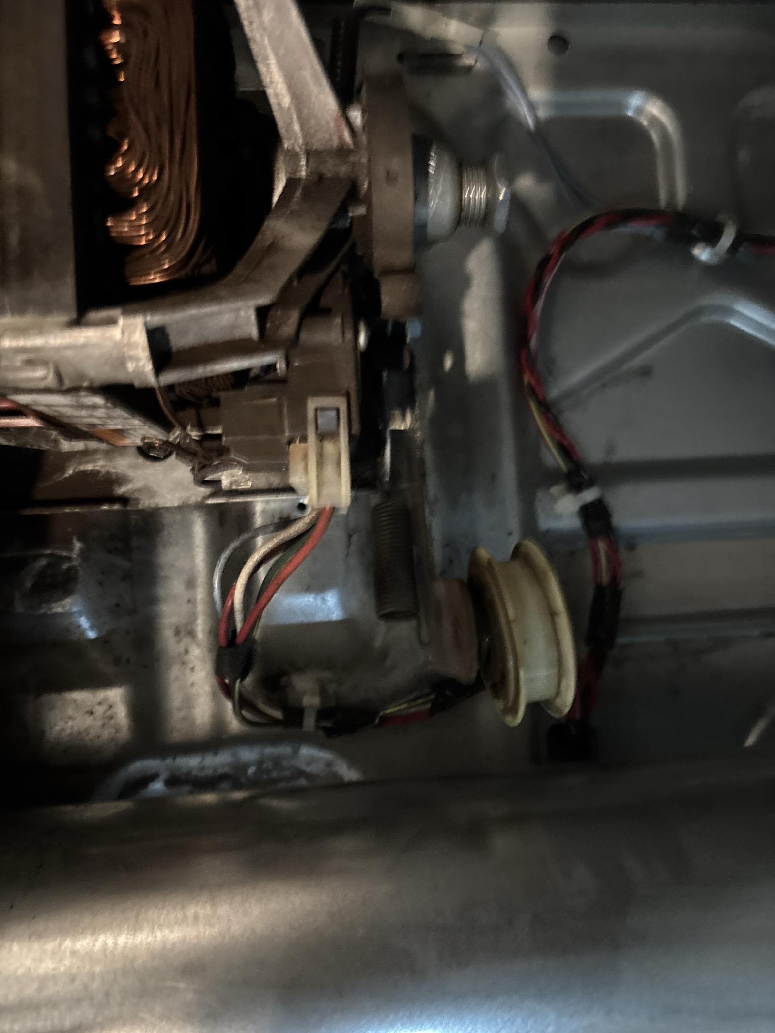 Noisy Whirlpool Dryer Repair in West Chicago (photo 1)