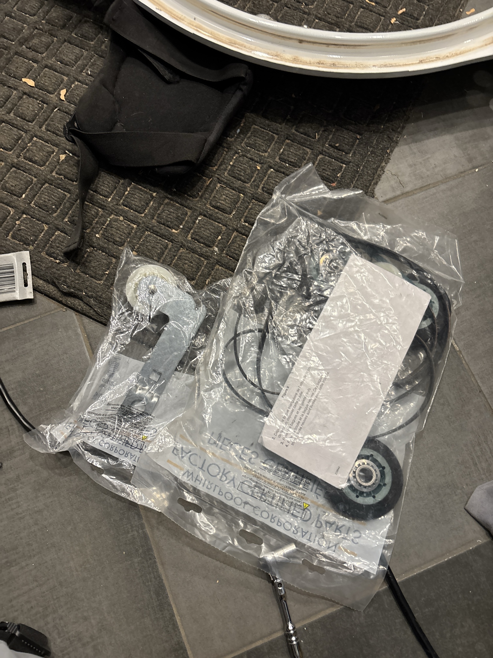 Noisy Whirlpool Dryer Repair in West Chicago (photo 4)