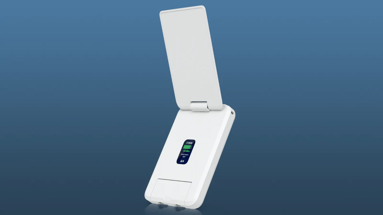 UniFi UTR-LR in white with folding Super Antenna