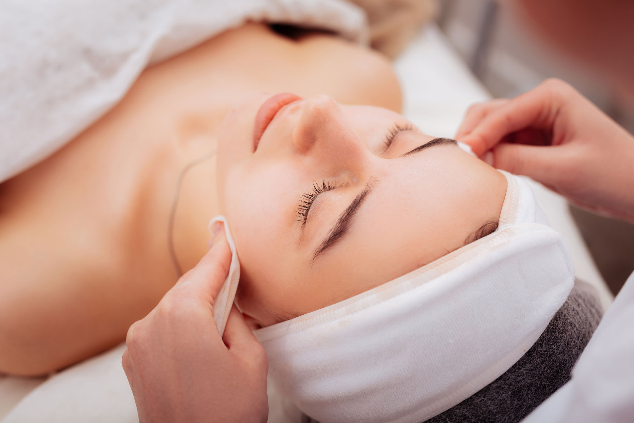 facial-types-of-facials-edmonton