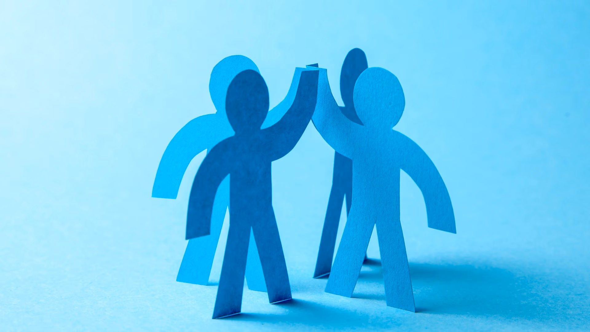 How to Seamlessly Integrate Remote Team Members into Your Local Workforce