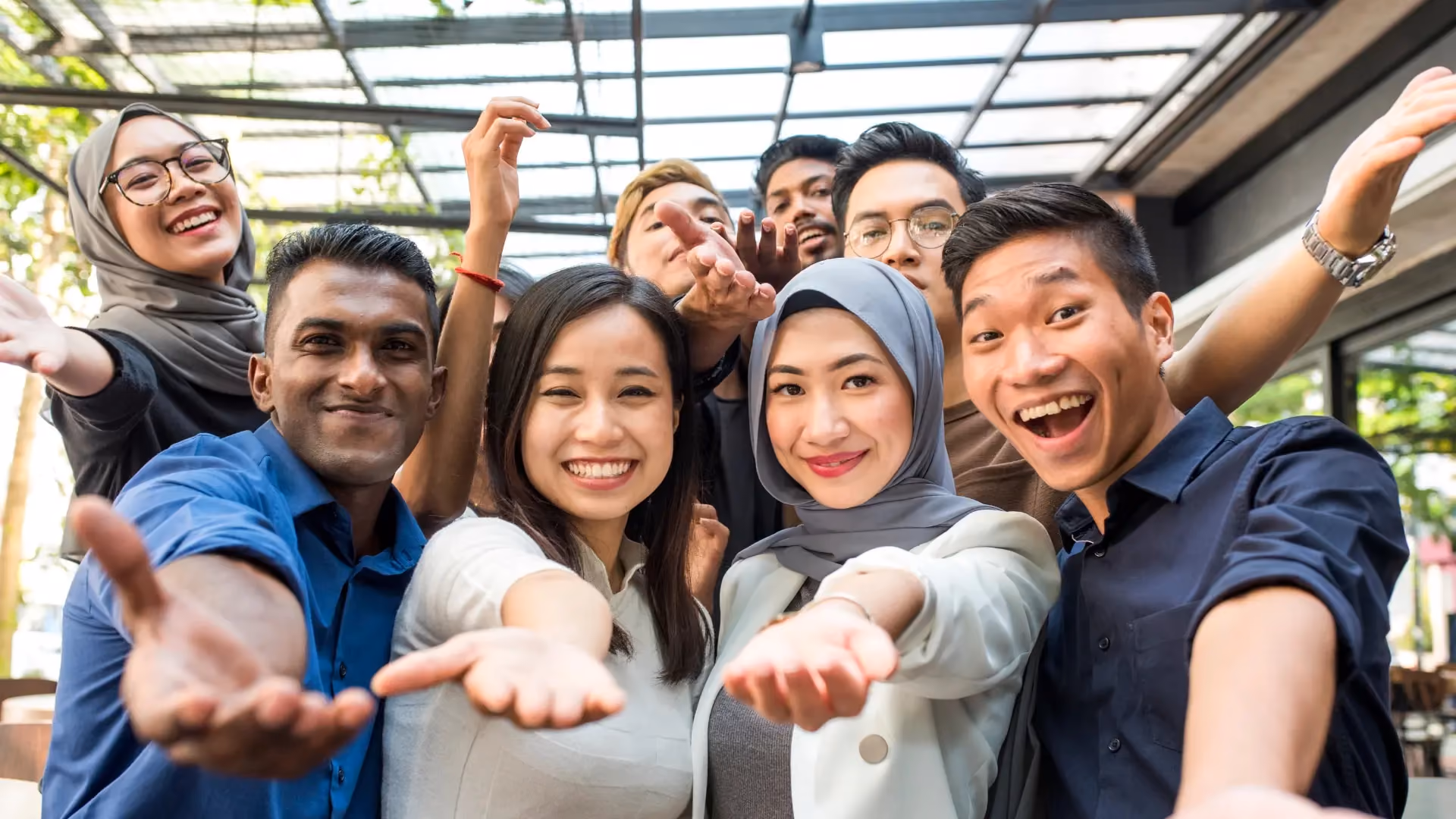 The Power of Referral Programs + Top Referral Programs to Check Out