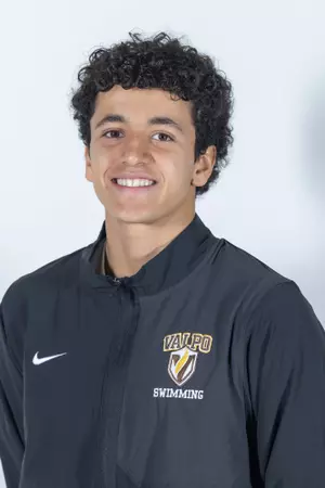 Isaac Dinari