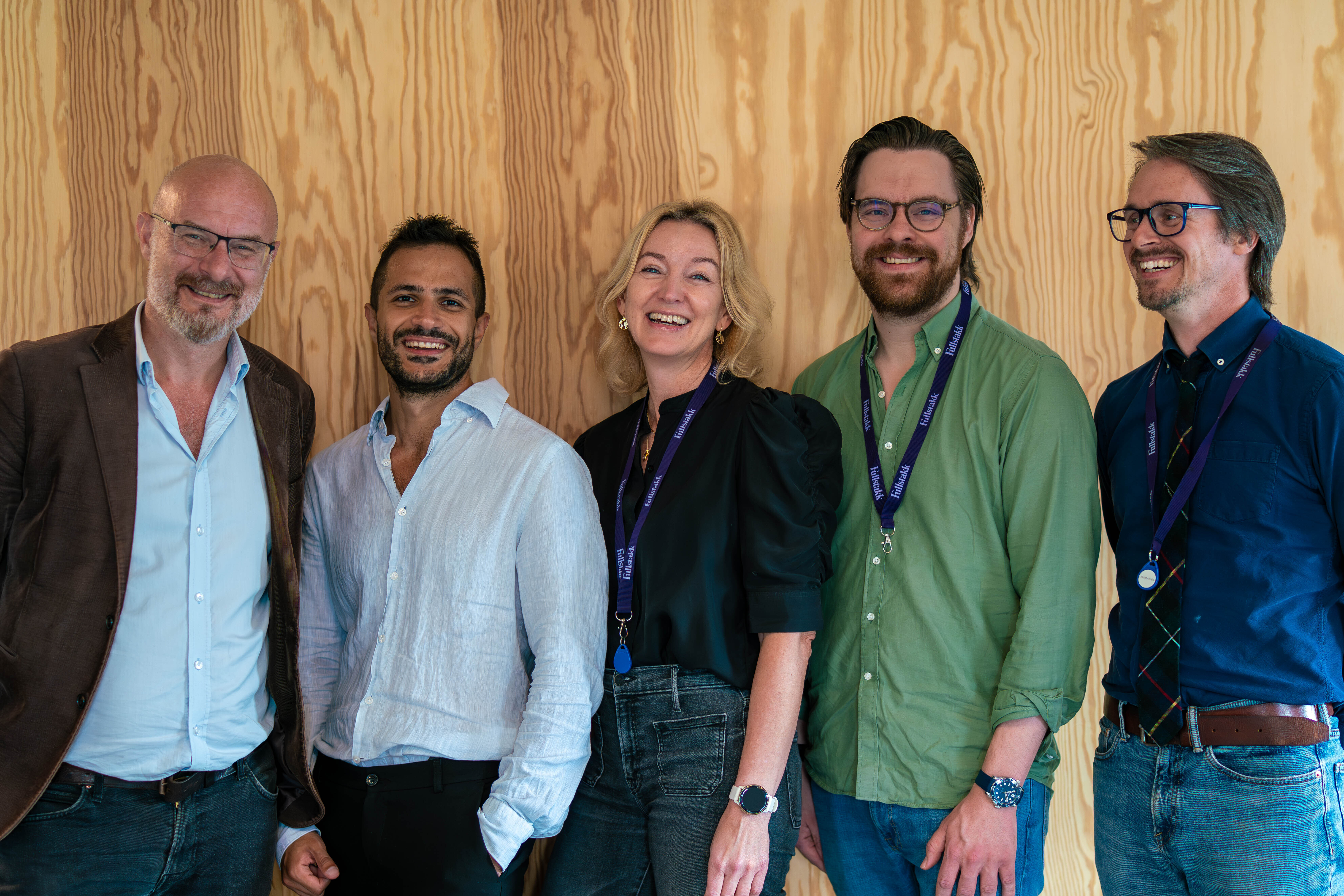 Teamet hos Fullstakk teamet (fra venstre: Pål, Tariq, Tonje, Niklas, Fridtjof)