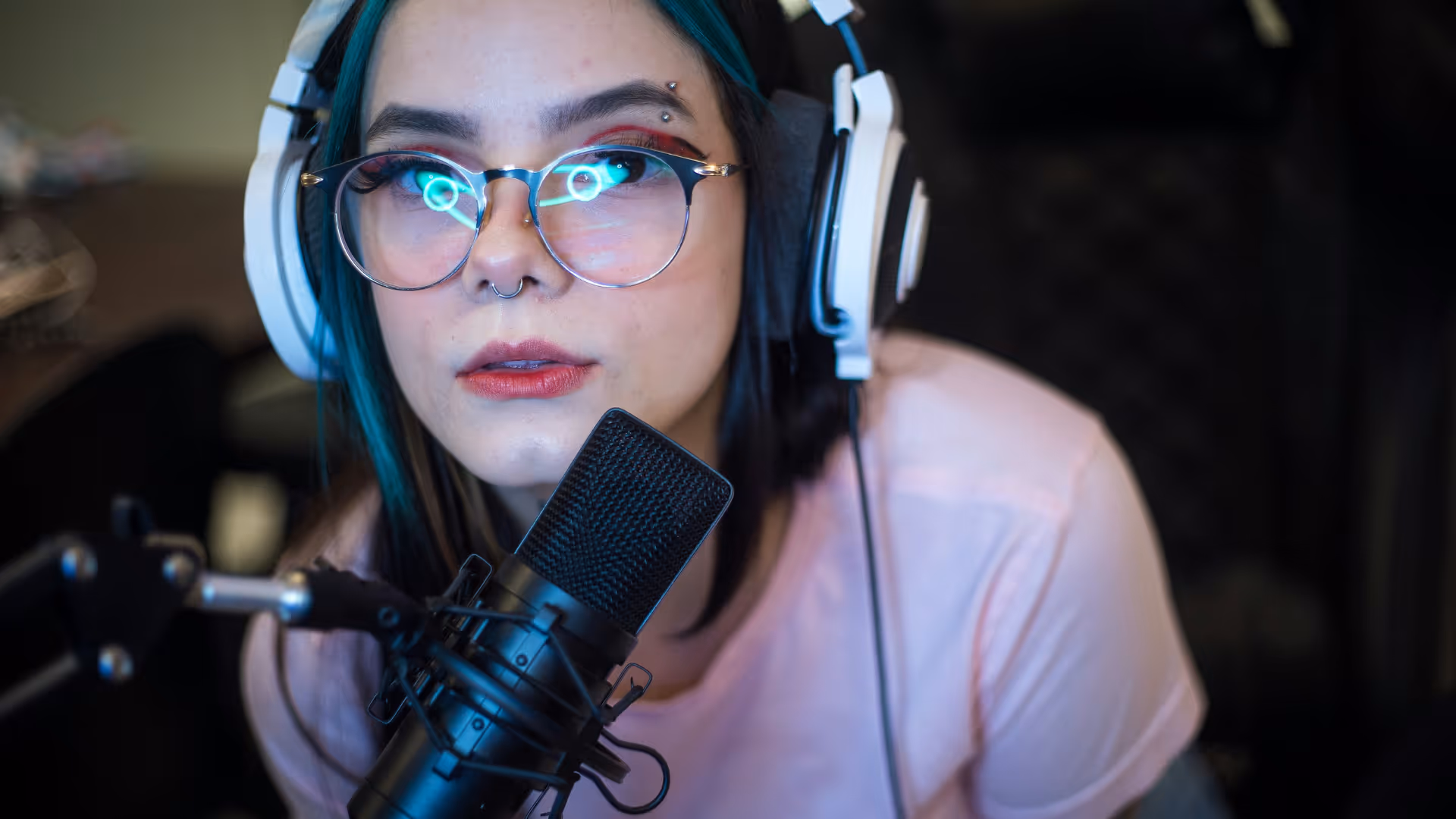 How To Do Effective Giveaways On Twitch - Feature Image