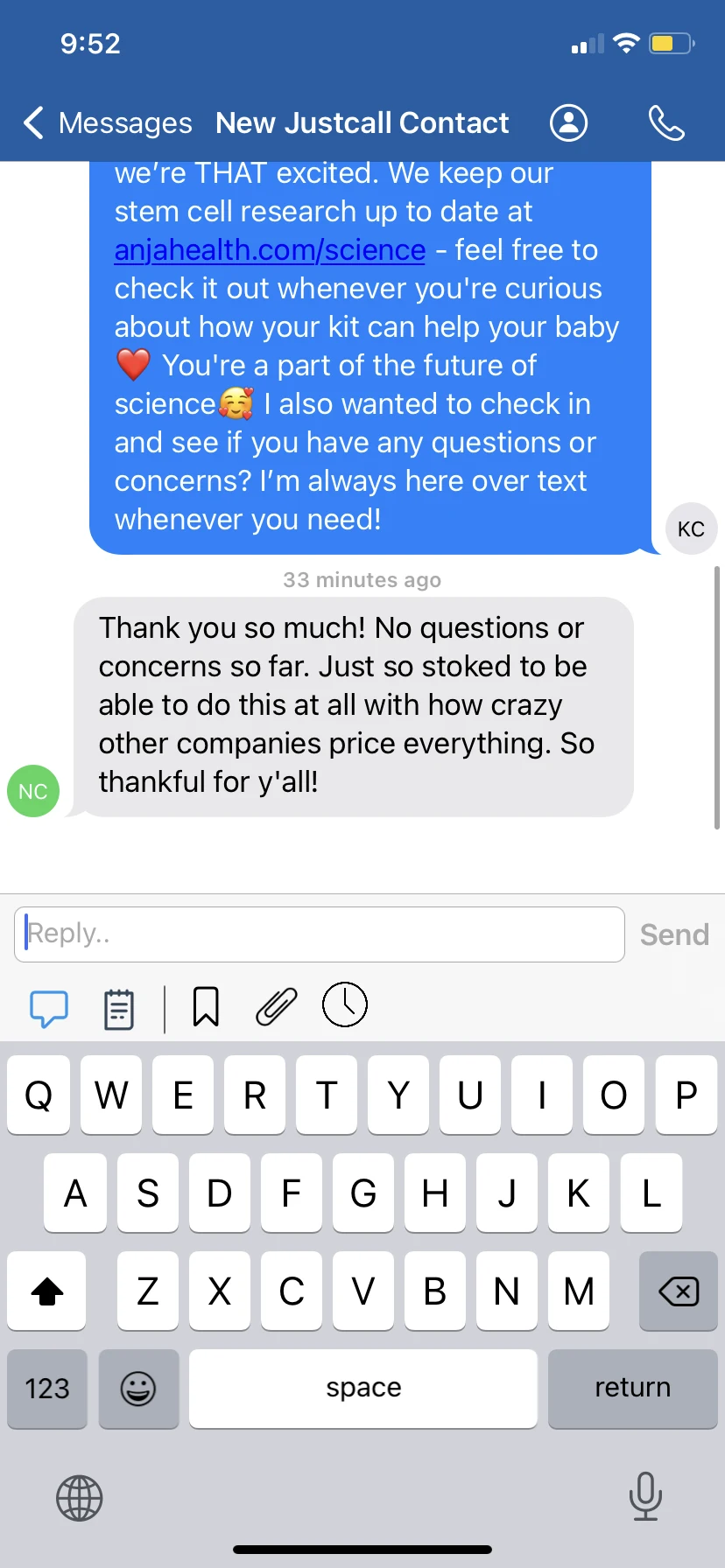 Text conversation with the Anja team coordinating kit pickup on delivery day, ending with the parent's thank you message