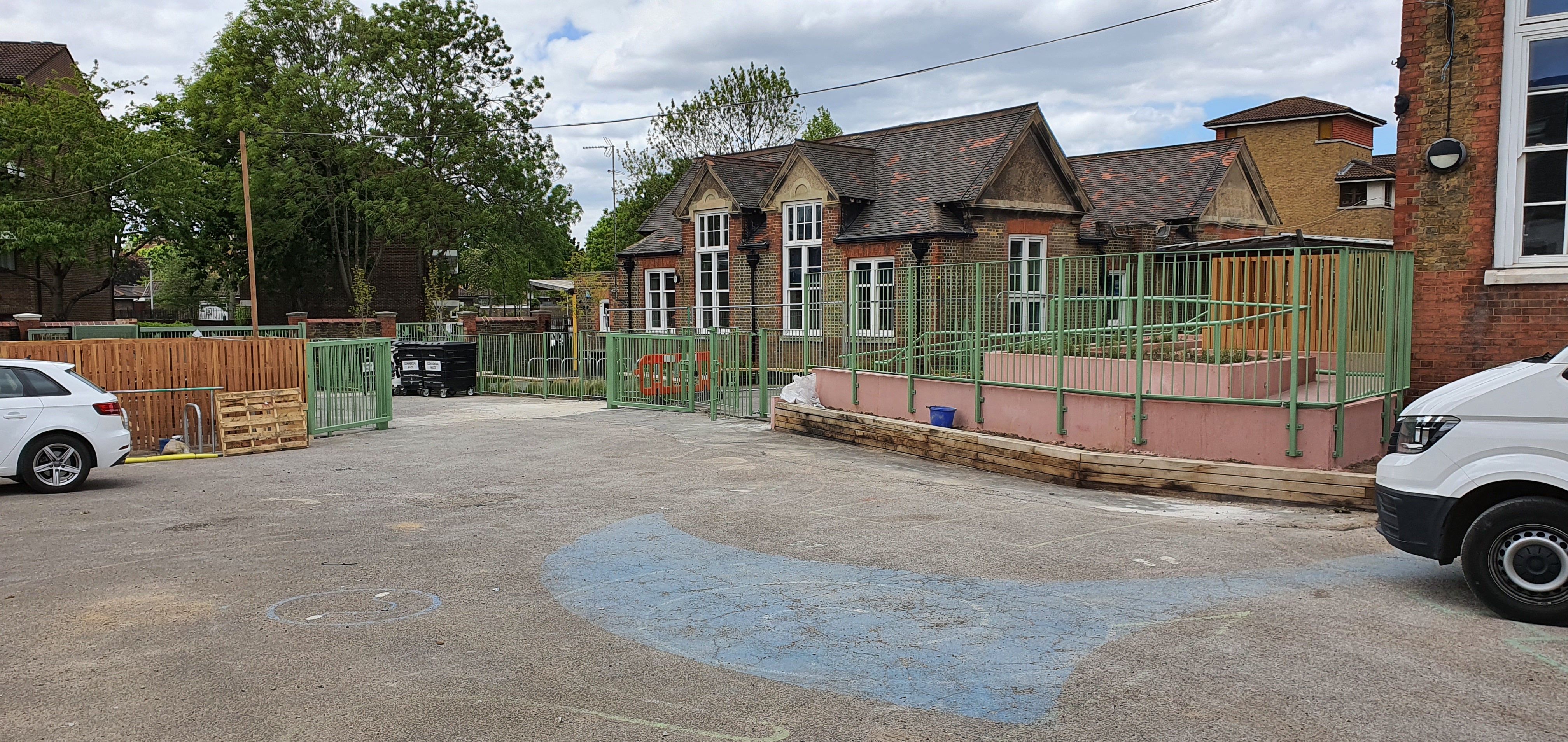 Gainsborough School entrance