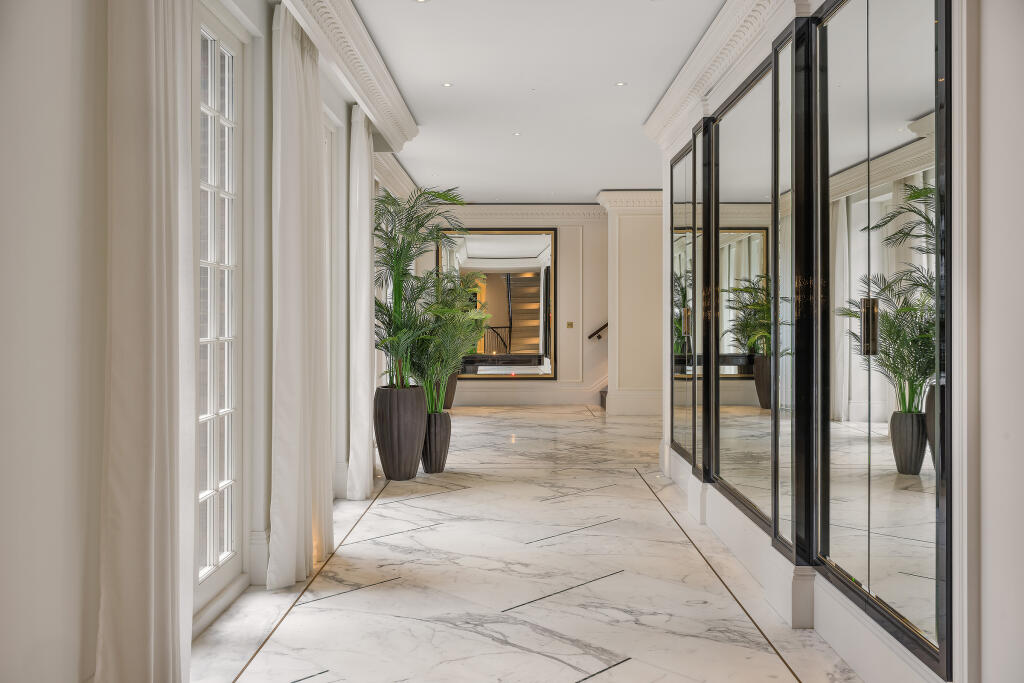 The main foyer of Amberwood House