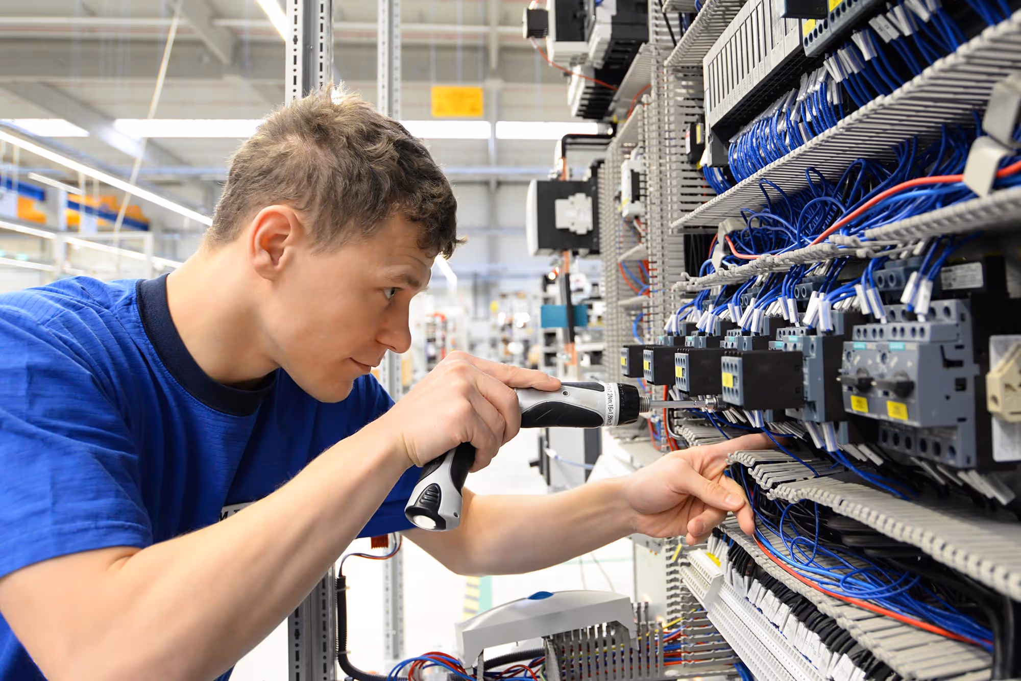 Elektronik Montage Gerätebau