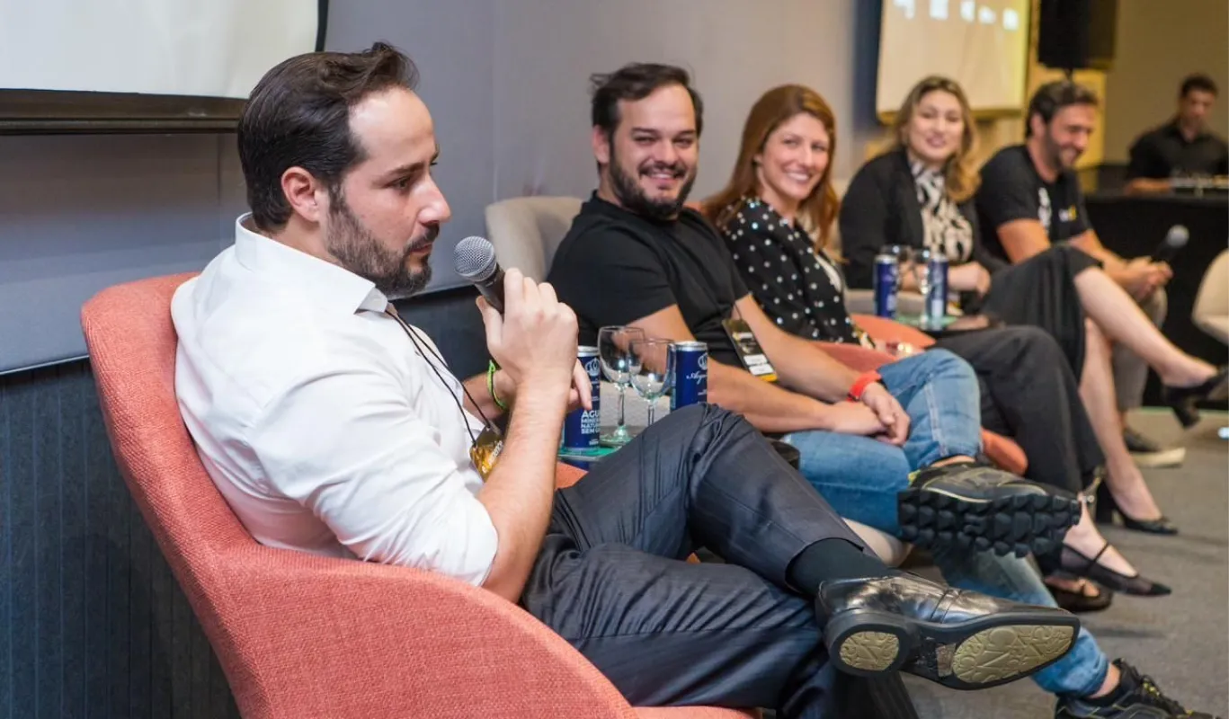 Imagem dos plenaristas do evento LocX Experience